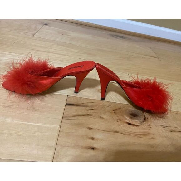 Fredericks of Hollywood red maribou boudoir kitten toe heel.Size 6. True vintage - Picture 11 of 11